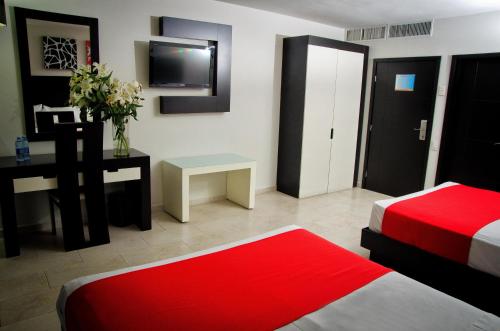 This photo about Hotel Portonovo Plaza Expo shared on HyHotel.com