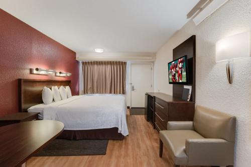 Super 8 by Wyndham Deerfield/Northbrook in Deerfield (IL) Super 8 by Wyndham Deerfield/Northbrook in Deerfield (IL)