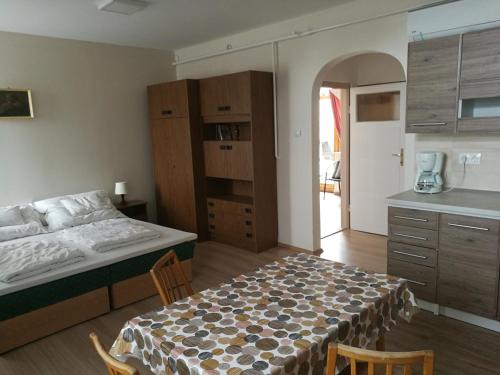 Revesz Vendeghaz in ハーカニー Revesz Vendeghaz in ハーカニー