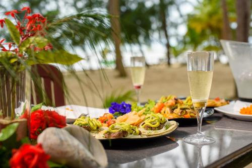 Food and beverages, Kiki Coconut Beach Resort in Ham Ninh Food and beverages, Kiki Coconut Beach Resort in Ham Ninh
