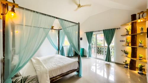 Calvin's Retreat near Varca Beach Calvin's Retreat near Varca Beach