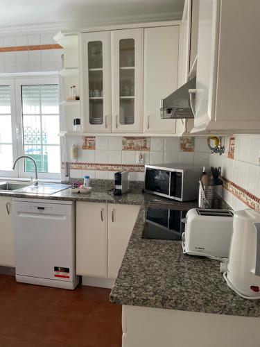 Maré Baixa (Mare Baixa) in ซีนส์ Maré Baixa (Mare Baixa) in ซีนส์