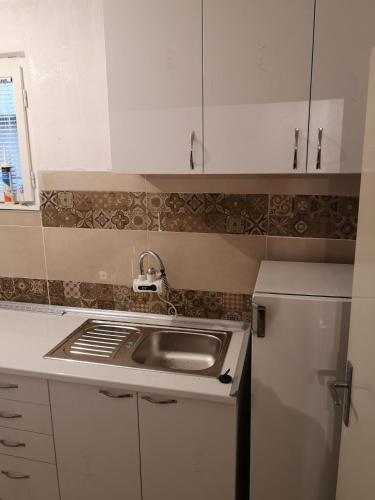 Kitchen, White Night in Skopje Kitchen, White Night in Skopje