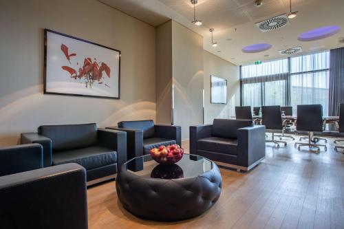 מרכז עסקים, Radisson Blu Hotel, Hamburg in Hamburg מרכז עסקים, Radisson Blu Hotel, Hamburg in Hamburg