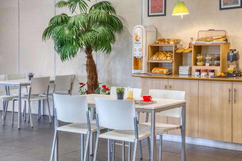 Ételek és italok, Sure Hotel by Best Western Nantes Saint-Herblain in Saint-Herblain Ételek és italok, Sure Hotel by Best Western Nantes Saint-Herblain in Saint-Herblain