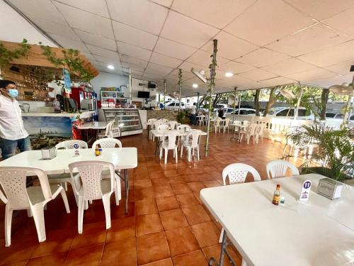 Hotel Y Restaurante La Quinta in La Quinta Hotel Y Restaurante La Quinta in La Quinta