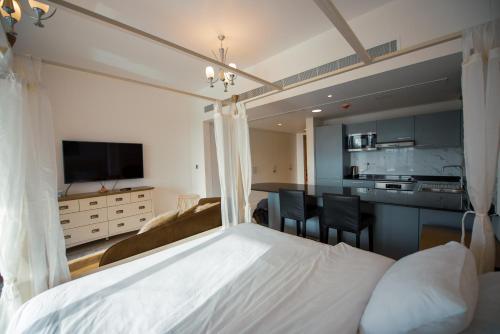 Jebel Sifah studio Apartment with Sea & Pool View in As Sifah Jebel Sifah studio Apartment with Sea & Pool View in As Sifah
