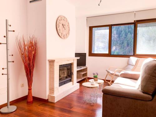 kawasan lounge/TV kongsi, Apartamento Font Blanca en Arinsal in Mas de Ribafeta kawasan lounge/TV kongsi, Apartamento Font Blanca en Arinsal in Mas de Ribafeta