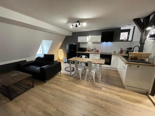 Appartements chez Delphine et Guillaume au coeur de Semur en Auxois in Semur-en-Auxois Appartements chez Delphine et Guillaume au coeur de Semur en Auxois in Semur-en-Auxois