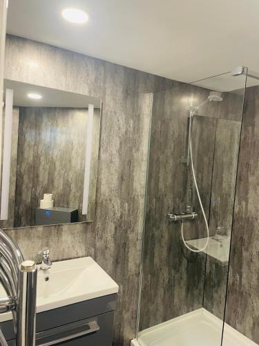 Banyo, Hotel Express Newcastle Gateshead in Gateshead Banyo, Hotel Express Newcastle Gateshead in Gateshead