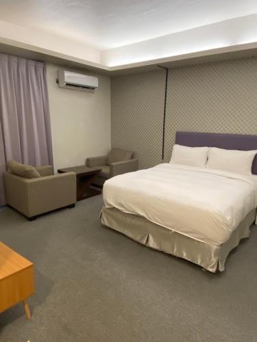 曖月商旅 in Huwei Township 曖月商旅 in Huwei Township