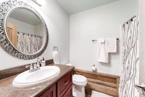 Bluebeary Bungalow in Pigeon Forge Suburbii Bluebeary Bungalow in Pigeon Forge Suburbii