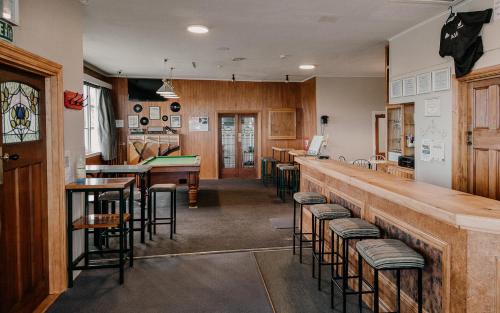Pub/Lounge, Hokitika Pioneer Hotel in Hokitika Pub/Lounge, Hokitika Pioneer Hotel in Hokitika