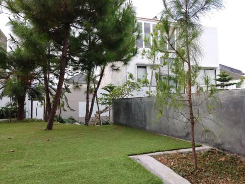 Alana House Syariah in Пасирванги Сампиреун Alana House Syariah in Пасирванги Сампиреун