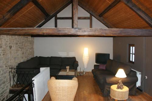 Authentiek Eifelhuis in Hellenthal-Hahnenberg Authentiek Eifelhuis in Hellenthal-Hahnenberg