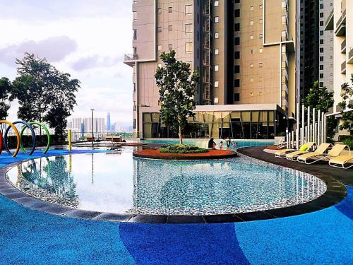 Swimming pool, Maxine Suites in Sg Besi Swimming pool, Maxine Suites in Sg Besi