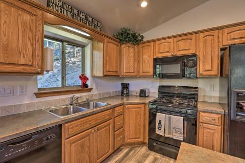 Bright Idaho Springs Cabin with Mountain Views! in Idaho Springs (CO) Bright Idaho Springs Cabin with Mountain Views! in Idaho Springs (CO)