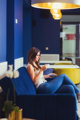 Hotel Viktoria in ซาร์วาร์ Hotel Viktoria in ซาร์วาร์