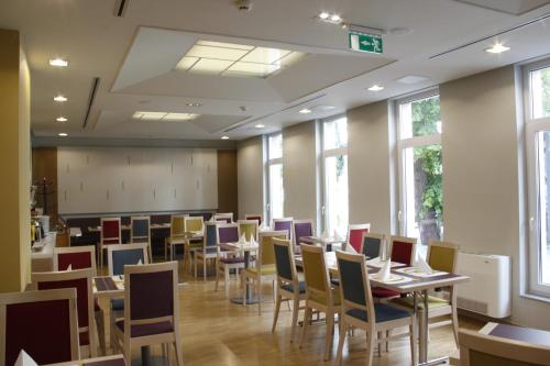 Restaurant, Szent Gellert Hotel in Szekesfehervar Restaurant, Szent Gellert Hotel in Szekesfehervar