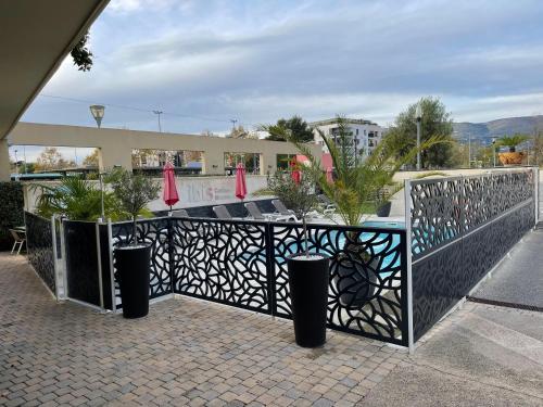 Uitzicht, ibis Cannes Mouans Sartoux in Mougins Uitzicht, ibis Cannes Mouans Sartoux in Mougins