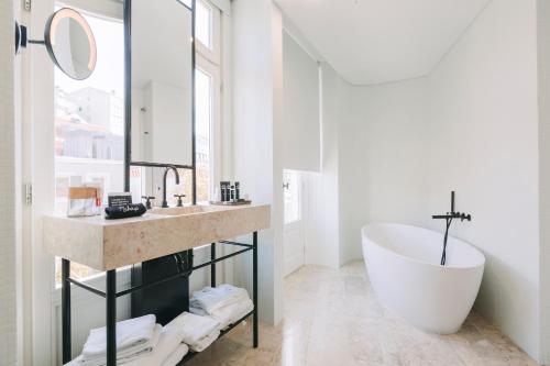 Badkamer, 1908 Lisboa Hotel in Lisbon Badkamer, 1908 Lisboa Hotel in Lisbon