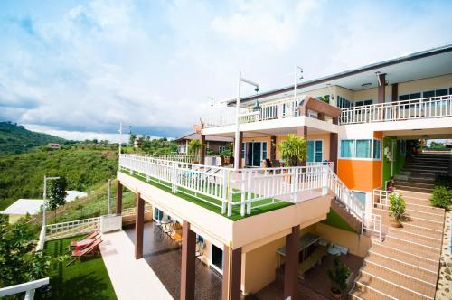 モーク ブリ リゾート (Mhork Buri Resort ) in 市内中心部 モーク ブリ リゾート (Mhork Buri Resort ) in 市内中心部