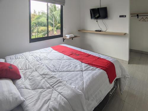 Habitación, RedDoorz Syariah near Jalan Caman Raya Bekasi near Grand Metropolitan Mall Habitación, RedDoorz Syariah near Jalan Caman Raya Bekasi near Grand Metropolitan Mall