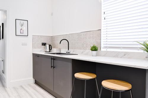 keuken, 3 Baths - Off Road Parking - Garden - 4 Bed Home in Morriston keuken, 3 Baths - Off Road Parking - Garden - 4 Bed Home in Morriston