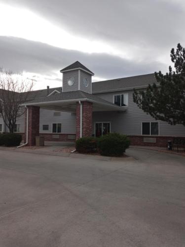 Exterior view, Super 8 By Wyndham Windsor in Windsor (CO) Exterior view, Super 8 By Wyndham Windsor in Windsor (CO)