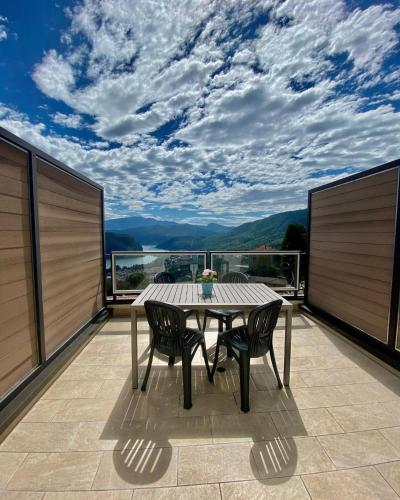 Balcony/terrace, Hotel Ristorante Stampa in Cadegliano-Viconago Balcony/terrace, Hotel Ristorante Stampa in Cadegliano-Viconago