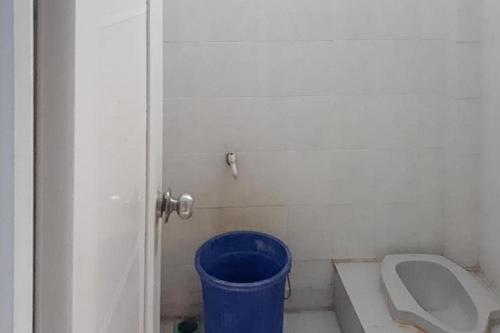 Kupaonica, Villa V Stay Pulau Pramuka in Kepulauan Seribu Kupaonica, Villa V Stay Pulau Pramuka in Kepulauan Seribu