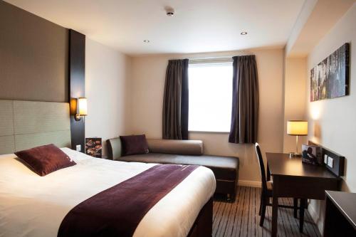 This photo about Premier Inn London Holborn shared on HyHotel.com