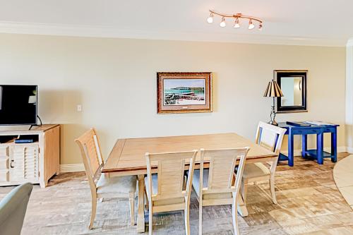 Emerald Grande in Destin Beachfront Emerald Grande in Destin Beachfront