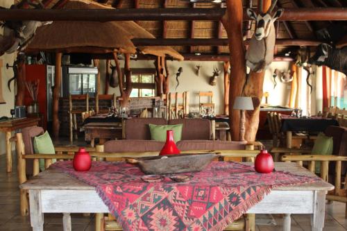 Bar/lounge, Outspan Safaris in East London Suburbs Bar/lounge, Outspan Safaris in East London Suburbs