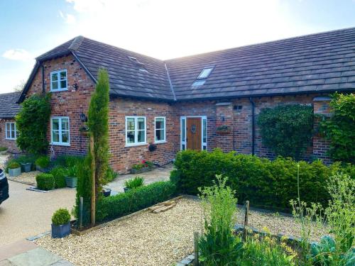 zahrada, Luxury Accom with Pool Henbury Macclesfield in Prestbury zahrada, Luxury Accom with Pool Henbury Macclesfield in Prestbury