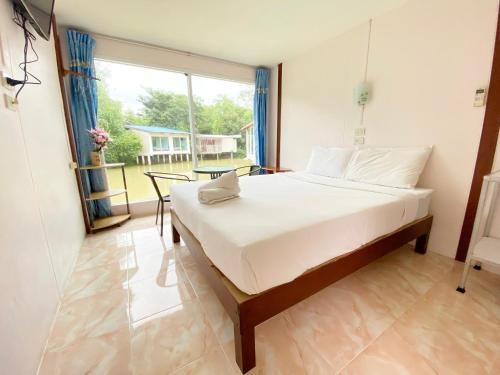 Banpak Suankaew Talaynoi in Khuan Khanun Banpak Suankaew Talaynoi in Khuan Khanun