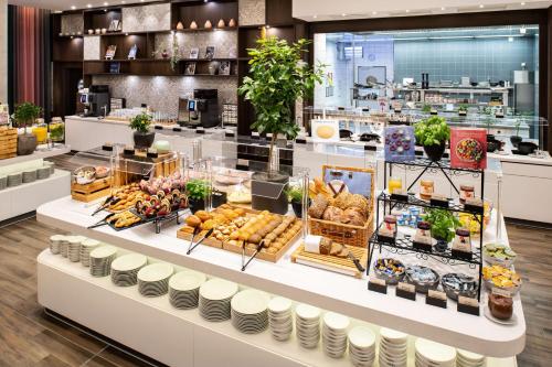 Hyatt Place Frankfurt Airport - image 3