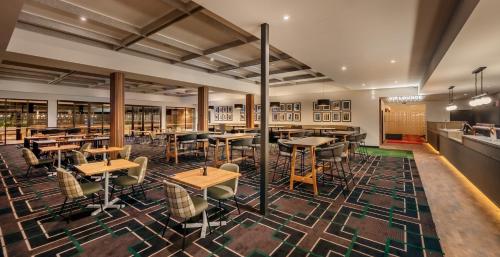 Blacktown Tavern in Blacktown Blacktown Tavern in Blacktown