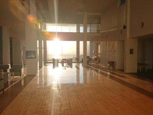 로비, 湘南リリーフ in 요코스카 로비, 湘南リリーフ in 요코스카