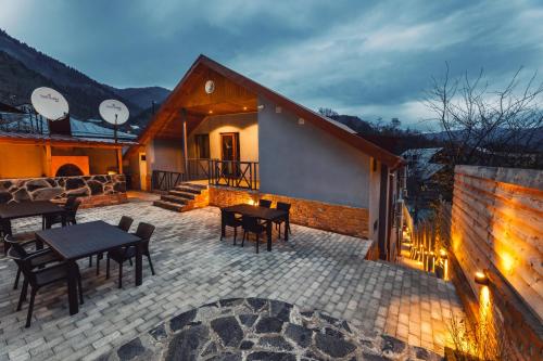 10 KEYS Boutique Hotel in Borjomi 10 KEYS Boutique Hotel in Borjomi