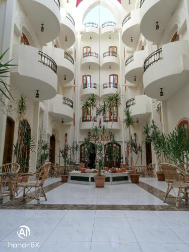 Entrada, Al Hambra Hotel in Luxor Entrada, Al Hambra Hotel in Luxor