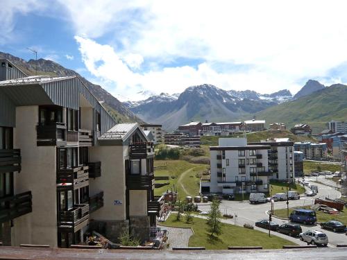 Apartment Le 2100 A et B - Lavachet-9 by Interhome in Tignes Apartment Le 2100 A et B - Lavachet-9 by Interhome in Tignes