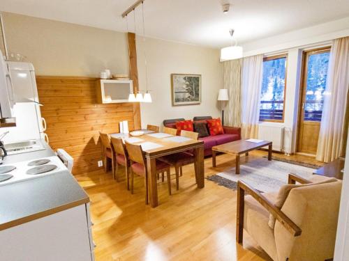 Holiday Home Yllas chalets a508 by Interhome in Yllasjarvi Holiday Home Yllas chalets a508 by Interhome in Yllasjarvi