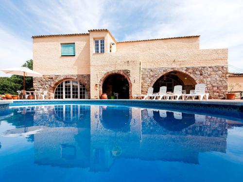 Holiday Home Can Trullas in Vacarisas Holiday Home Can Trullas in Vacarisas