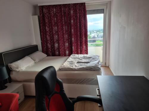 Sehr Schöne drei Zimmer Delüx Wohnung in Sindelfingen