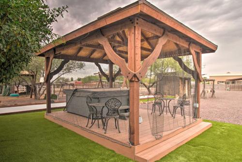 Phoenix Kick Back Corral with Outdoor Oasis! in Tramonto Phoenix Kick Back Corral with Outdoor Oasis! in Tramonto