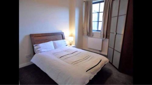 Dreamhouse at Oswald Street, City Centre