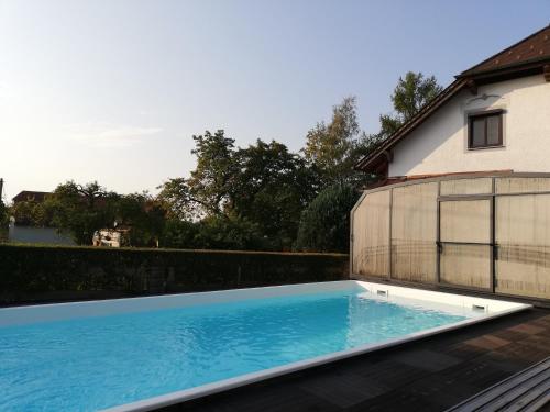 Swimming pool, Ferienwohnung Wachmann in Graz Suburbs Swimming pool, Ferienwohnung Wachmann in Graz Suburbs