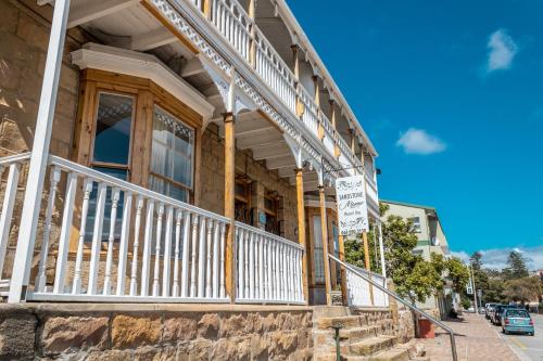 Зовнішній вигляд готелю, Sandstone Manor in Моссел-Бей Зовнішній вигляд готелю, Sandstone Manor in Моссел-Бей