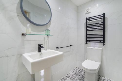 Banyo, Converted Luxury Stables in York Banyo, Converted Luxury Stables in York